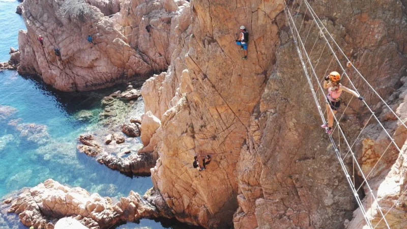 Featured image for post: Ví­a ferrata Cala del Molí­