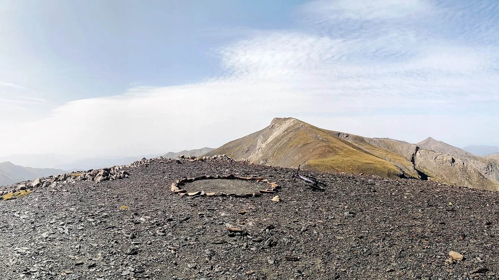 pico-castanesa-2859m-y-sierra-negra-emtb -